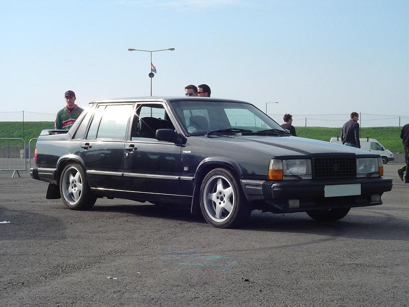 Well here's my two 1987 Volvo 740 Turbo's 1st My Saloon the sleeper